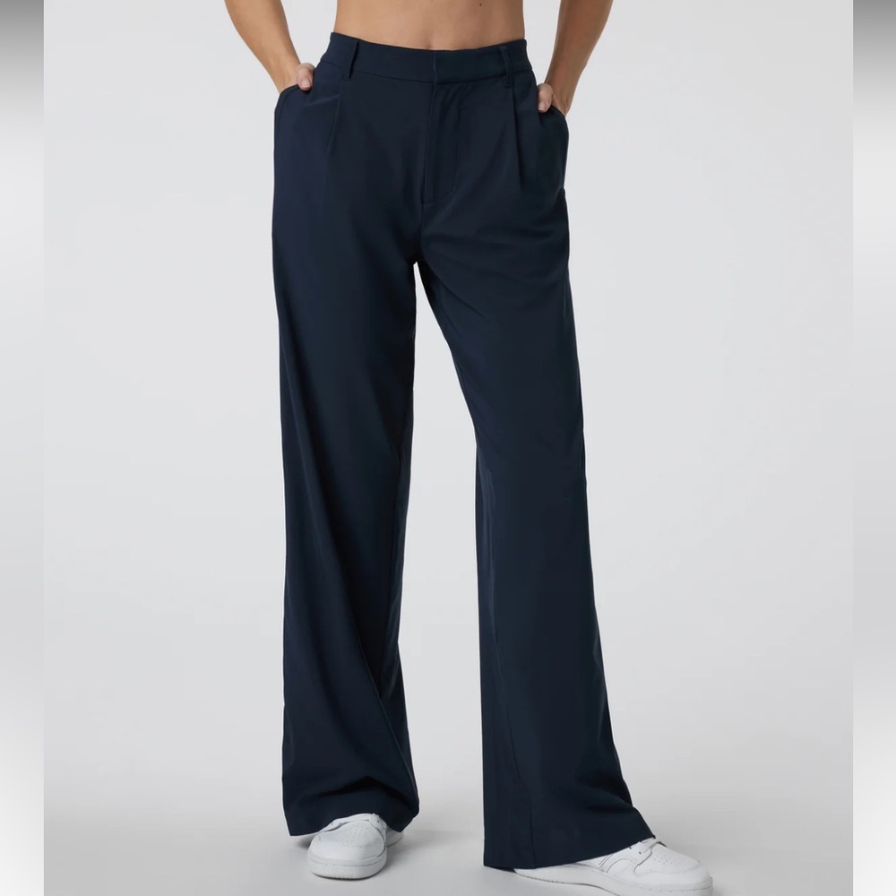 Vuori Women's Lightweight Pleated Front Villa Trouser Pant Navy Blue Extra Large